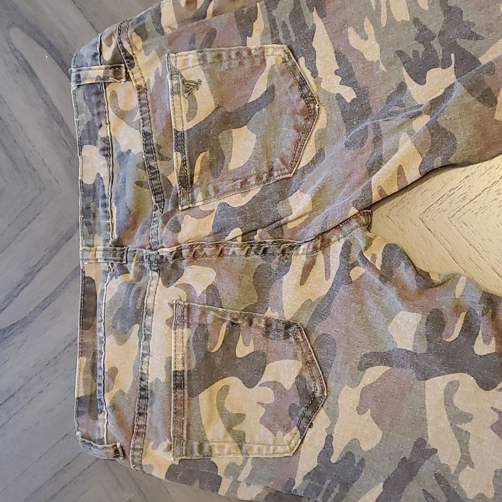 VIP Camo jeans - Picture 8 of 8